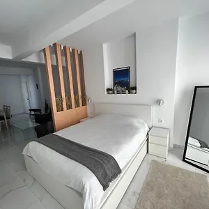 Modern 1-bedroom In The Center Διαμέρισμα Θεσσαλονίκη